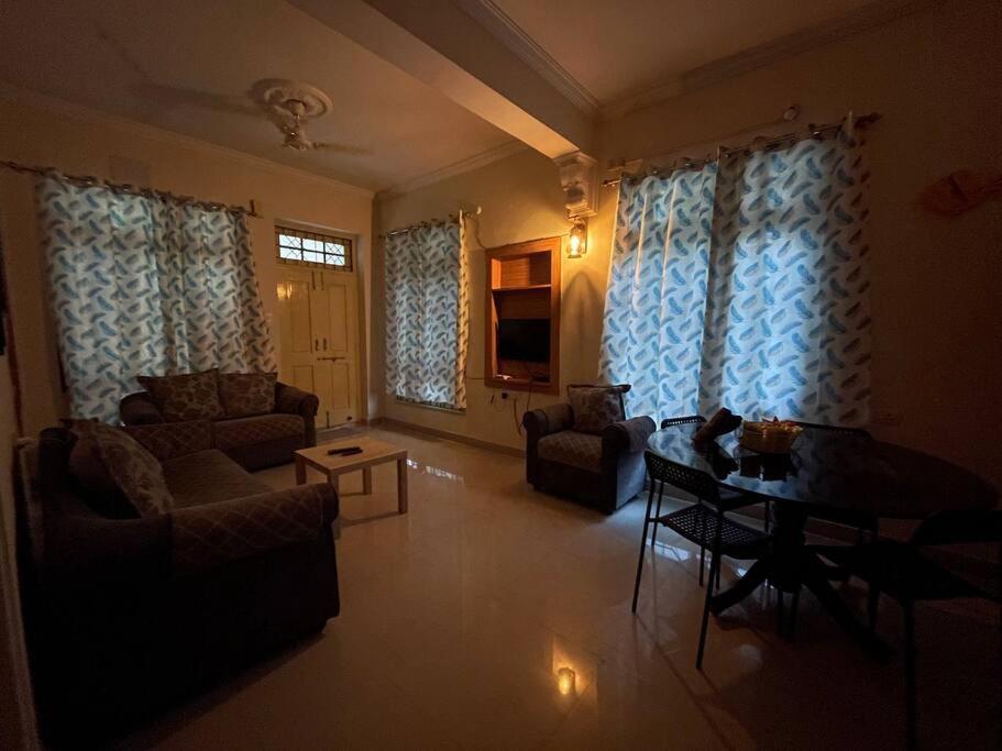 Beautiful 2bhk near Hitech city - B&B