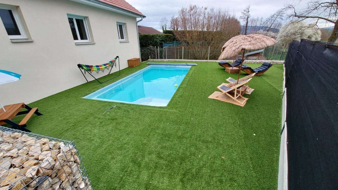 B&B Granieu - Maison neuve avec piscine, 10 couchages, tout confort - Bed and Breakfast Granieu