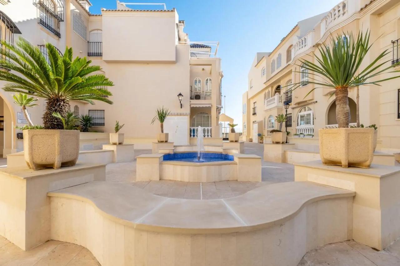 Amazing penthouse on the beach, sea views, WIFI, airconditioning and parking - Chambres d'hôtes Torrevieja