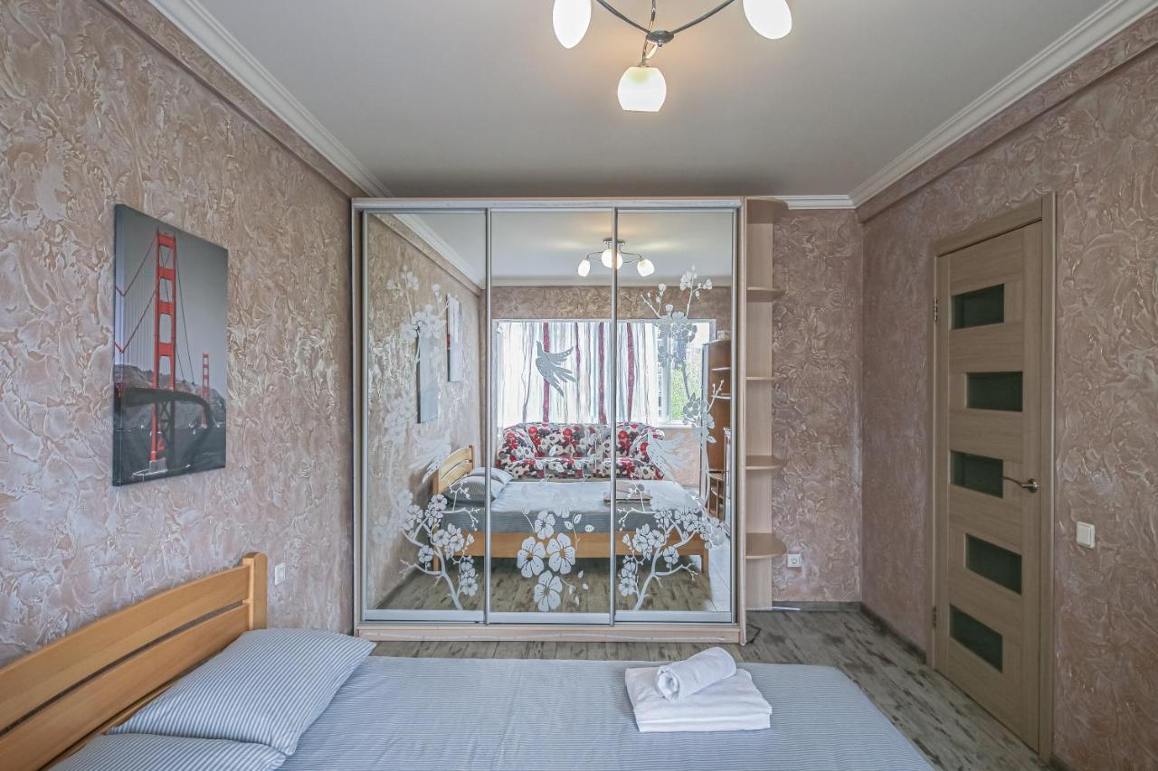 Апартаменти 1-кімнатні поруч зі ст. м. Печерська - B&B Kyiv