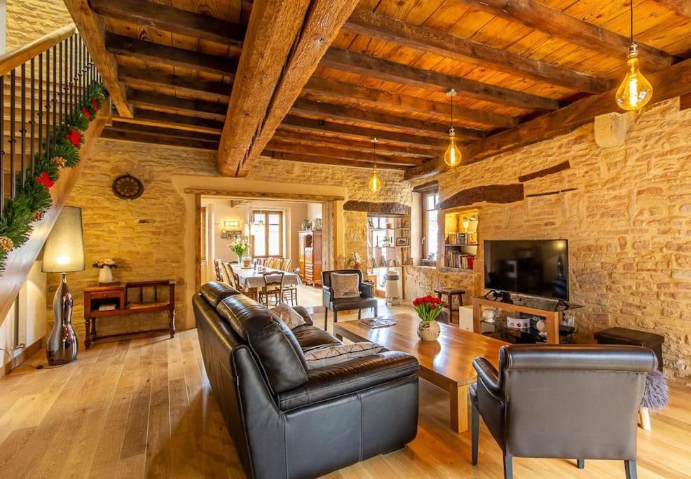 Très belle demeure Roche de Solutré - 15 personnes - Chambres d’hôtes