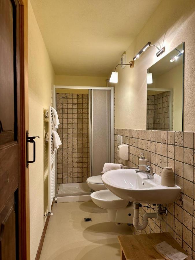 Camera Familiare con Bagno Privato