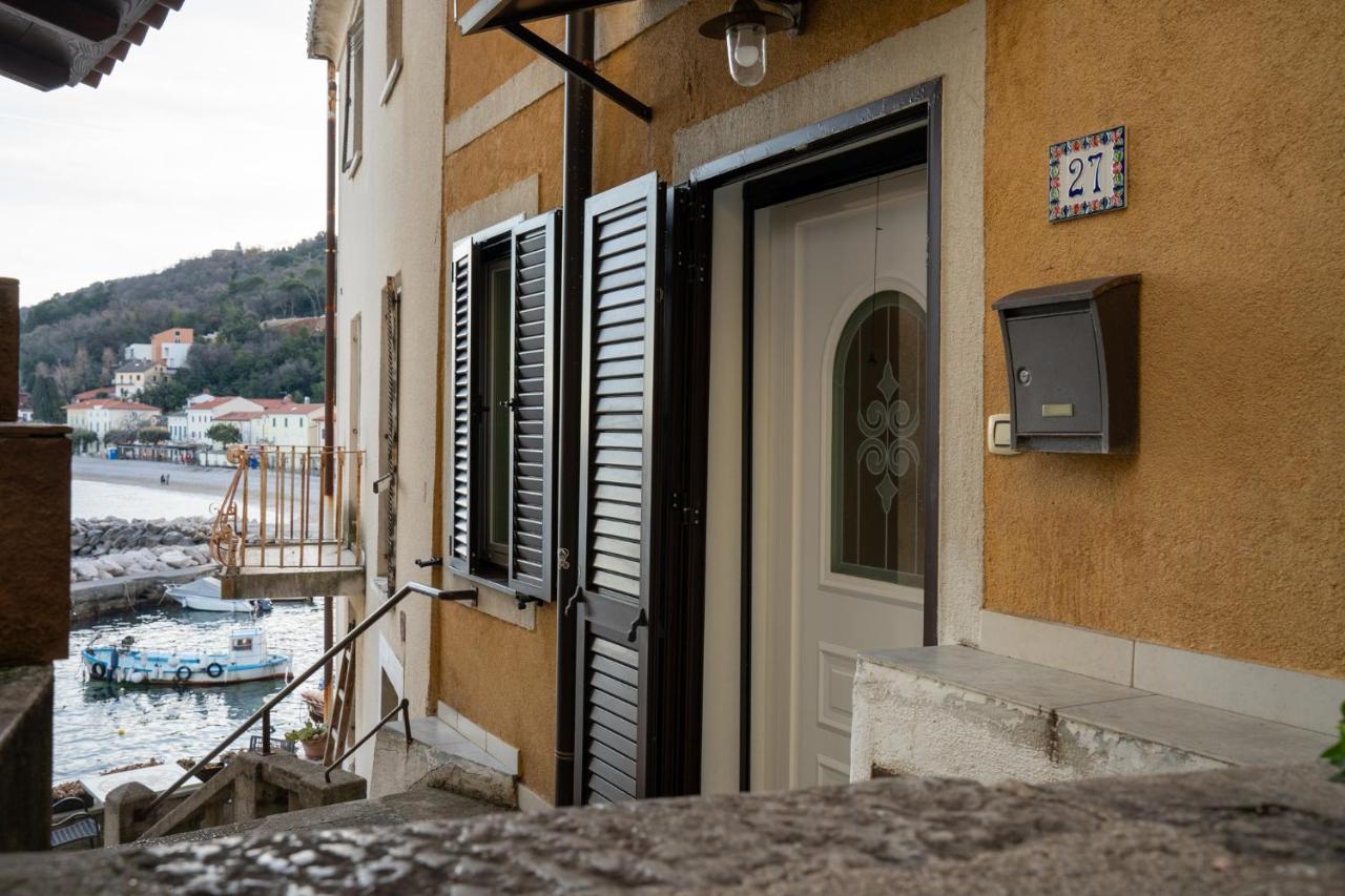 Apartment Greta - 50 m from the sea - B&B Mošćenička Draga
