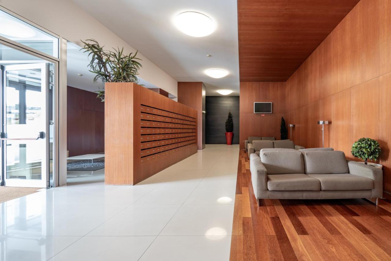 VIVA Stadium Residence Studios - B&B Oporto