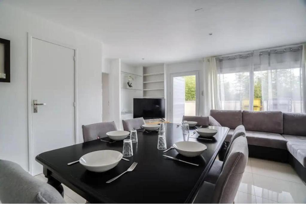 Appartement Disneyland 5km spacieux et lumineux - Bed and Breakfast