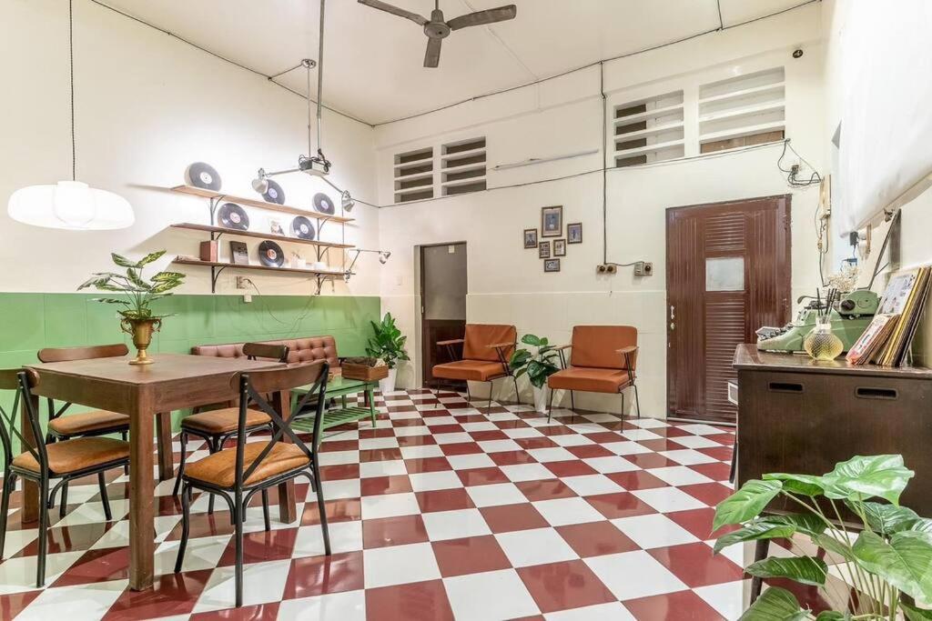 Stay&Chill H.4 - Vintage Flat near Ben Thanh - B&B