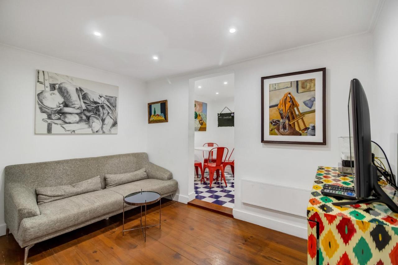 Stay in the Heart of Alfama - B&B Lisbon