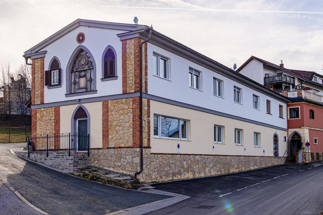 Flataid Apartments Marienbrau Graz Waltendorf - B&B
