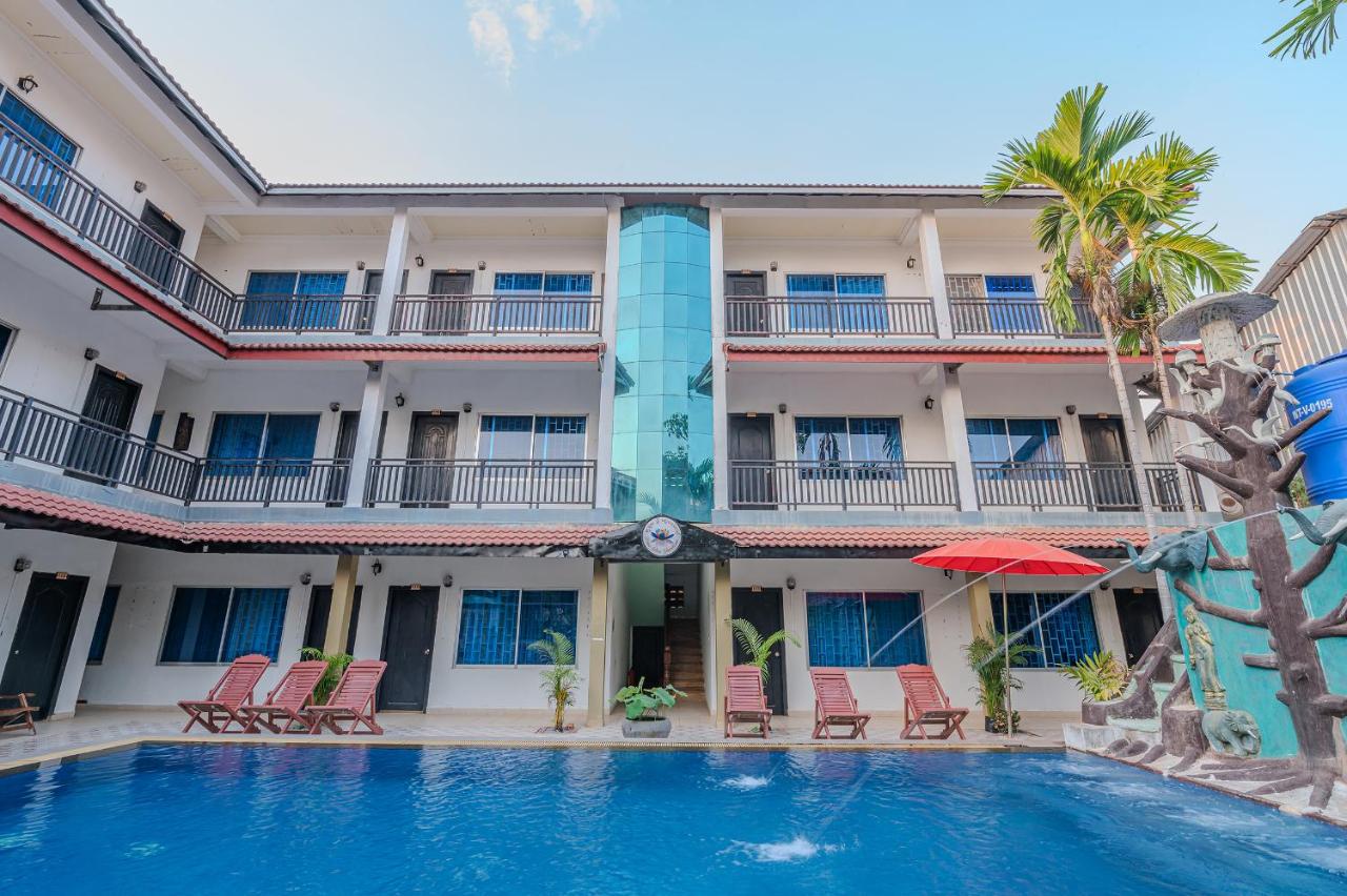 Lotus Bleu Guest House - B&B Phum Ta Phŭl