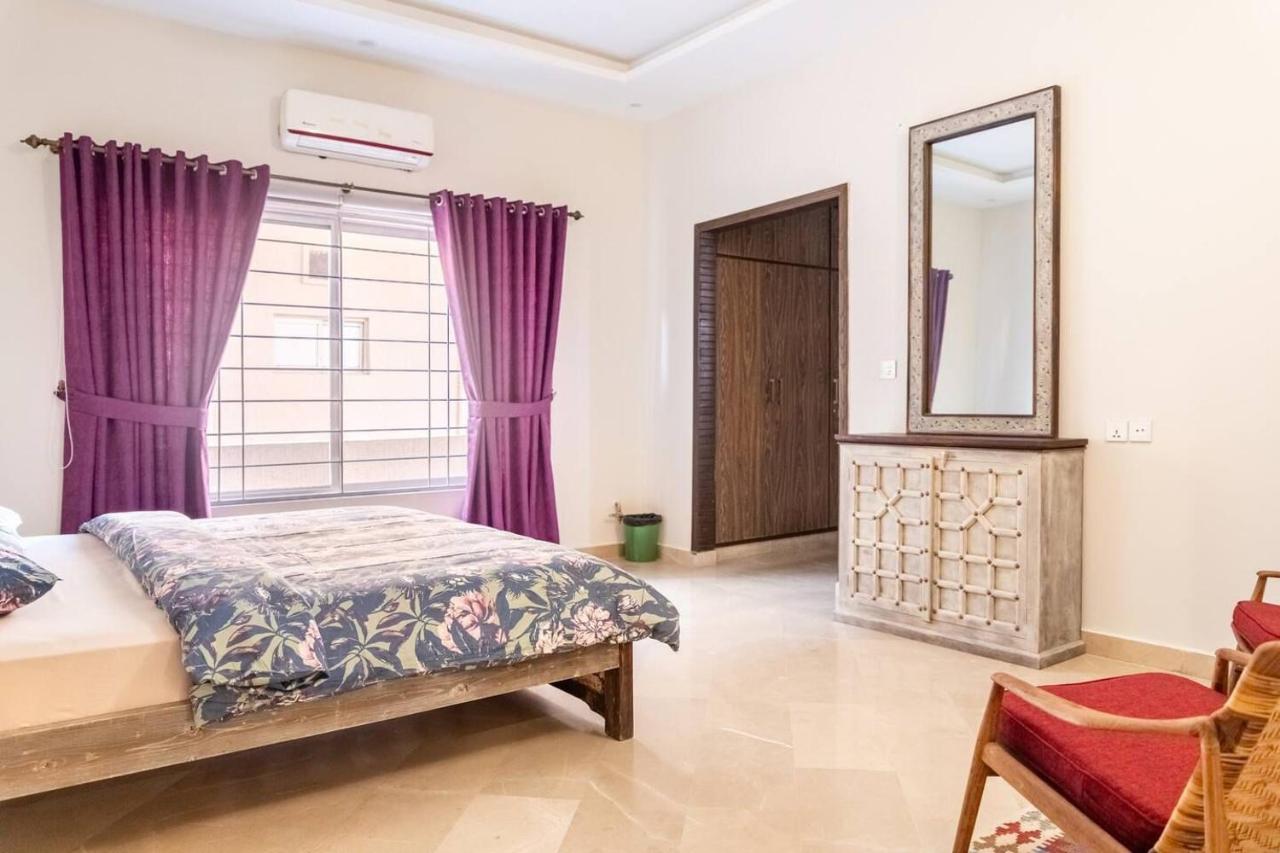 Chambre Lit Queen-Size