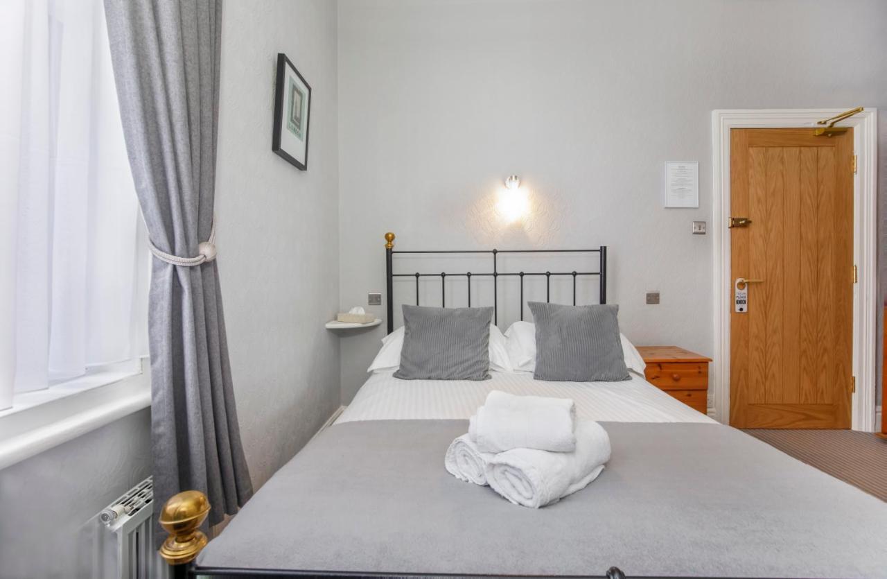 Small Double – Ground floor (1)
