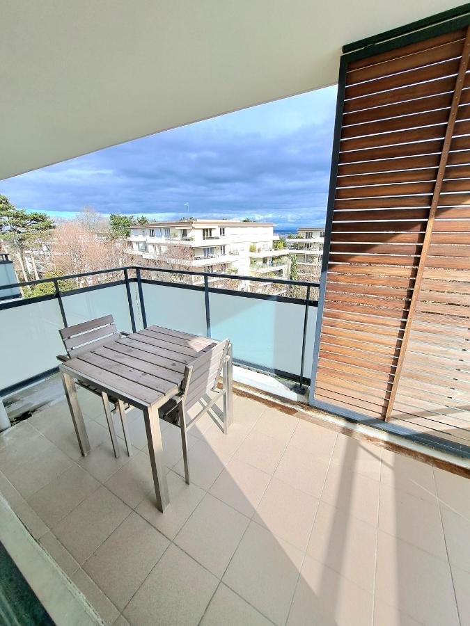 Côté Parc, appart design avec terrasse - B&B