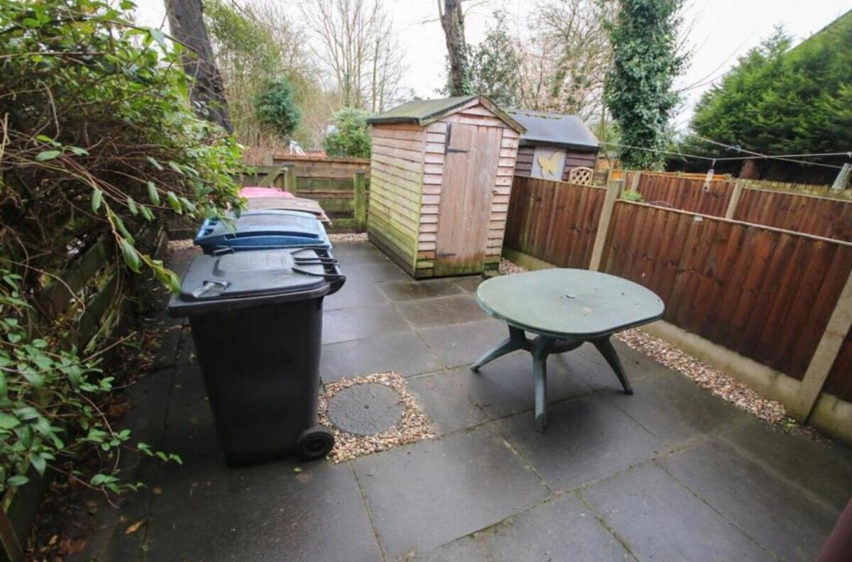 Canal Mews - 1 min from Trafford Centre and 2 min M60! - Ferienwohnung Manchester