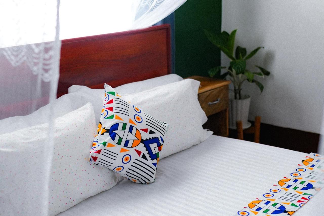 Double Room with Shared Toilet