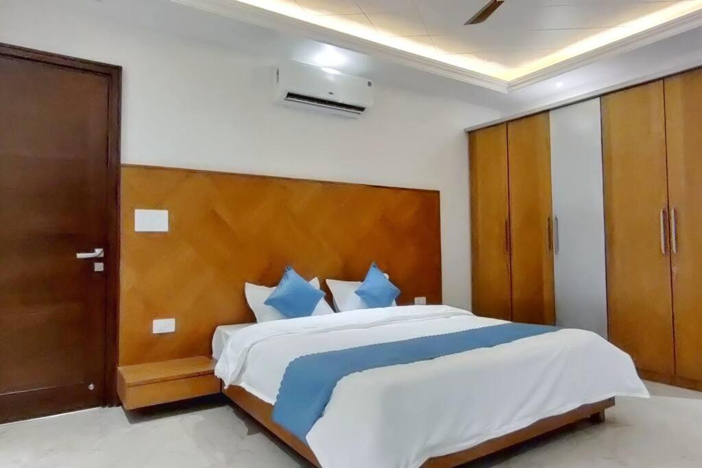 Penthouse Apartment