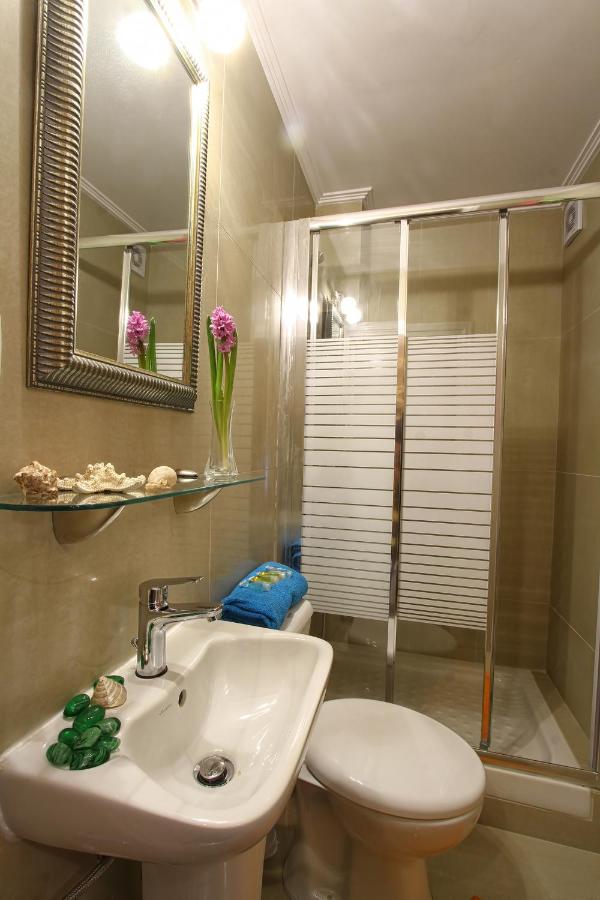 Apartment - Split Level