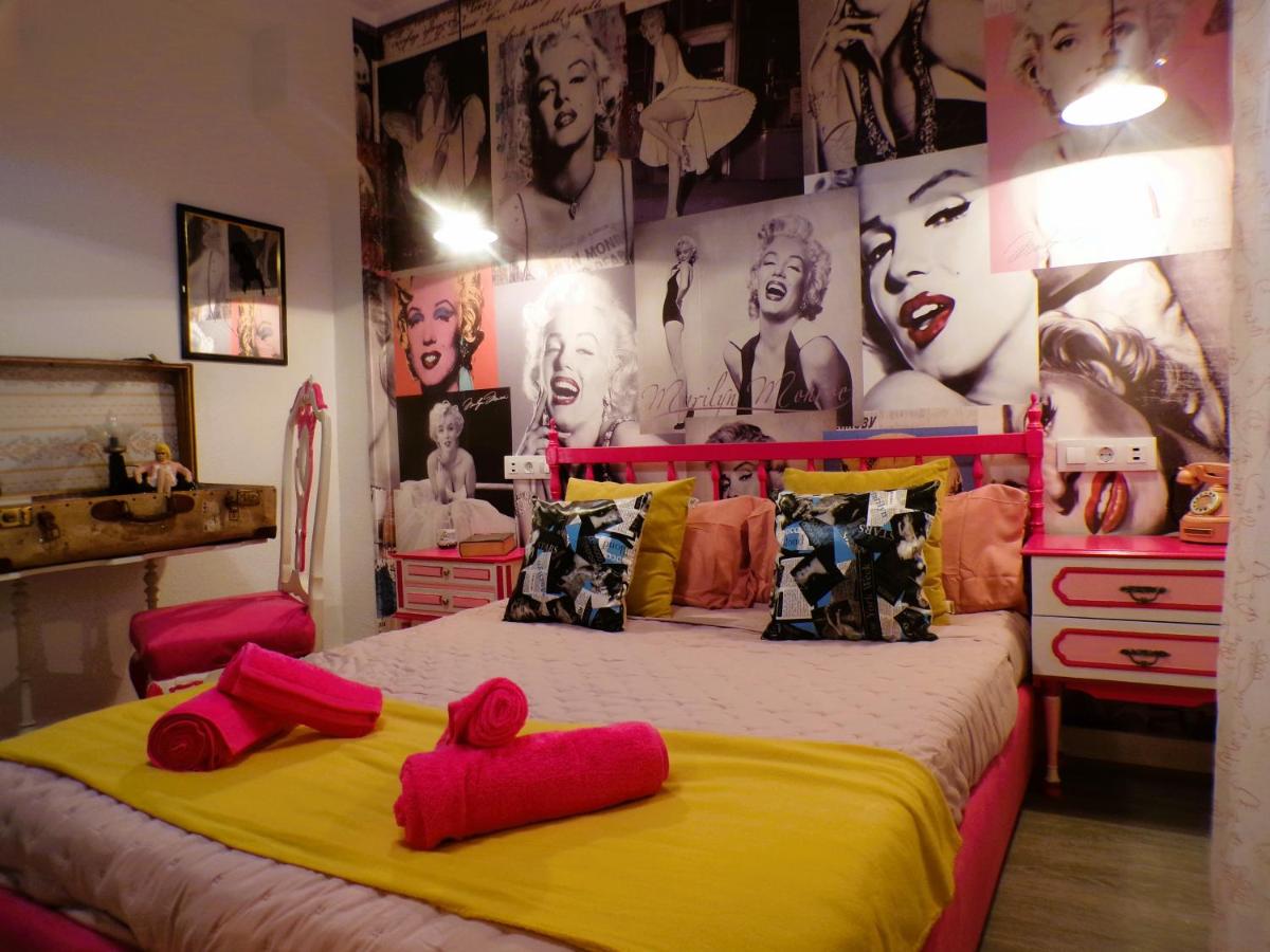 B&B Cartagena - 50's Carthago Rock Experiencias Carthago Tematizadas - Bed and Breakfast Cartagena