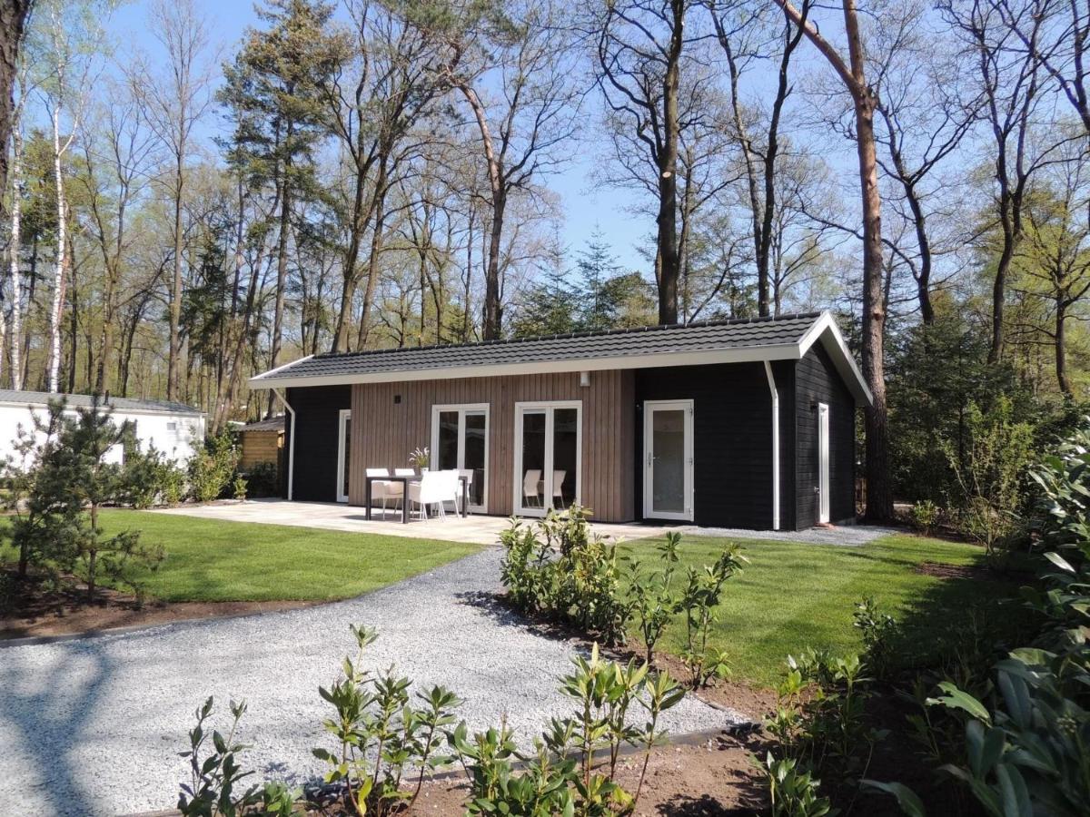 B&B Hoenderloo - Luxury chalet with extra bathroom, near the Veluwe - Bed and Breakfast Hoenderloo