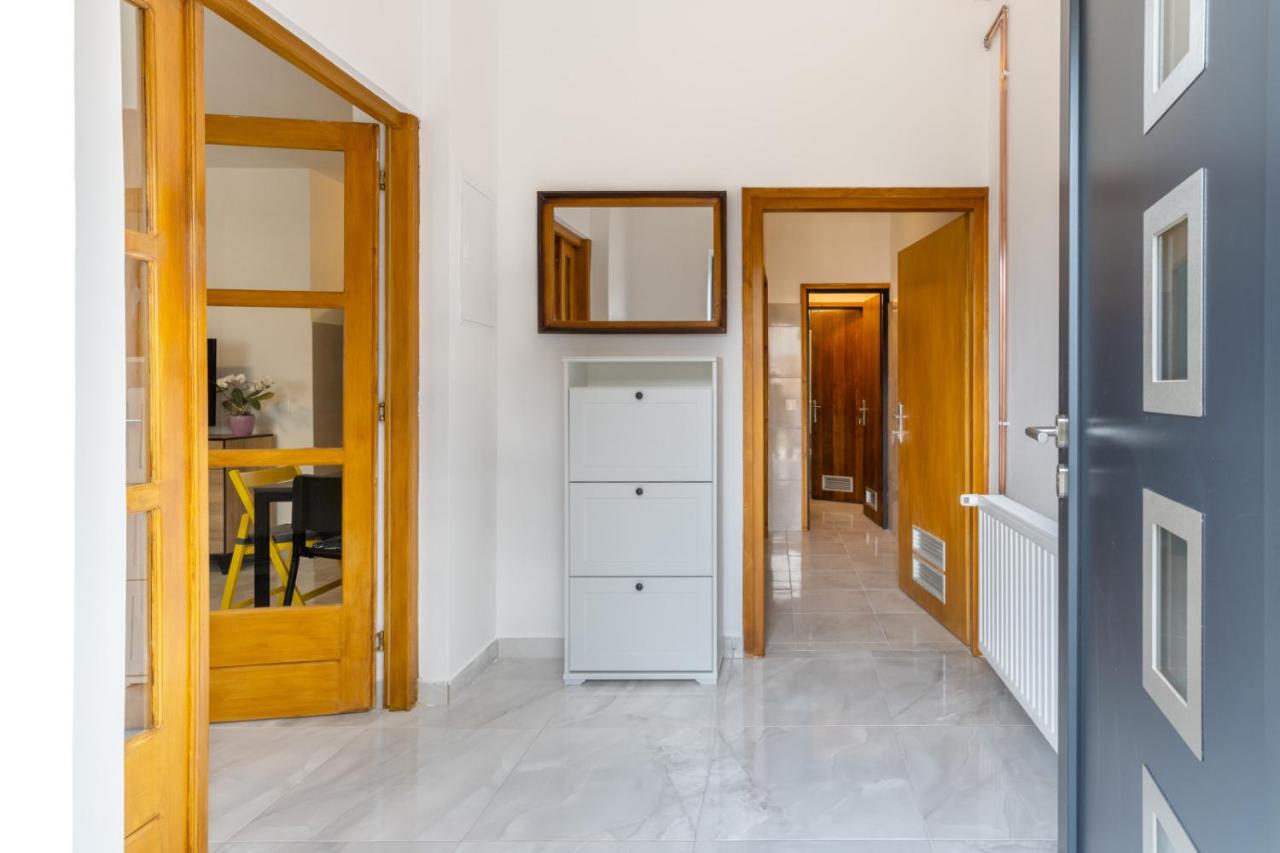 Apartman Jabuka - free parking - Chambres d’hôtes