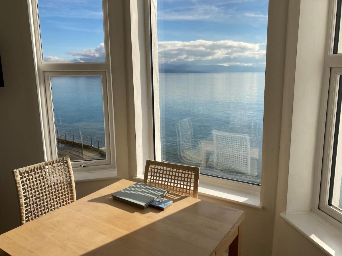 B&B Criccieth - Marine Terrace Apartments - Bed and Breakfast Criccieth