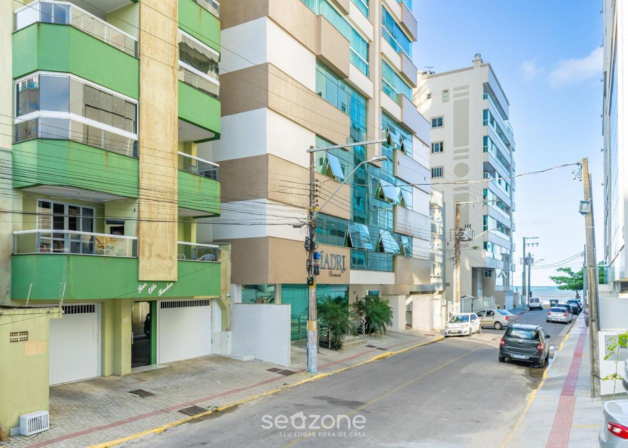 Lindo apto em Meia Praia Itapema/SC OBS0301 - Ferienwohnung
