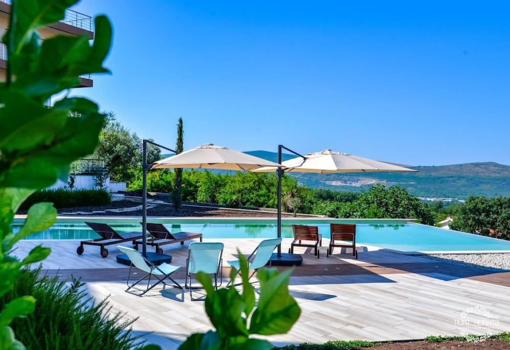 A1 2 beds 2 baths Lux Condo Pool Sea Views - Bed and Breakfast