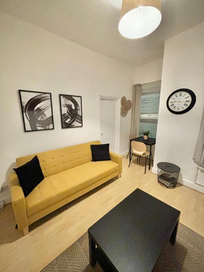 B&B Londres - 2 Bed SW London Flat - Bed and Breakfast Londres