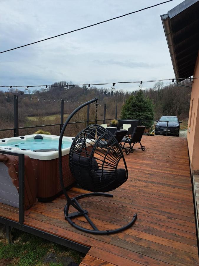 Emas House - B&B