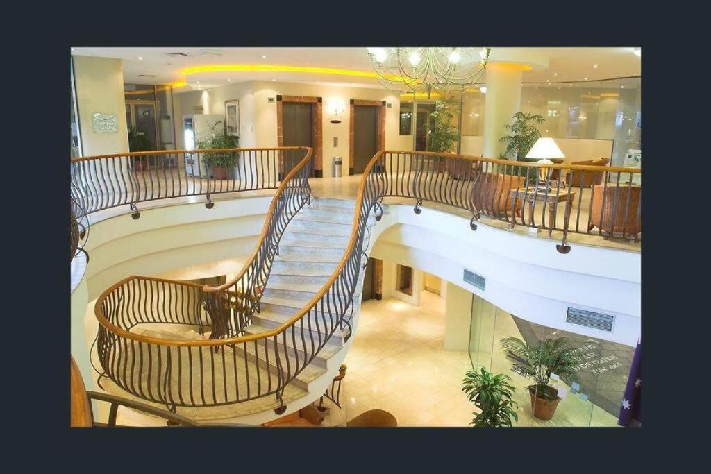 Landmark Resort Private Apartment - B&B Mooloolabah