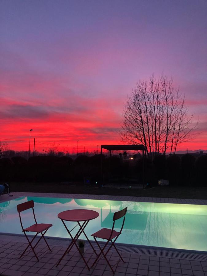 Deluxe Double or Twin Room with Pool Access