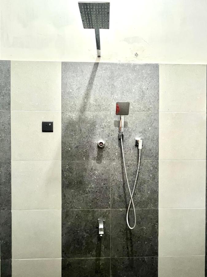 The Window - B&B Matara