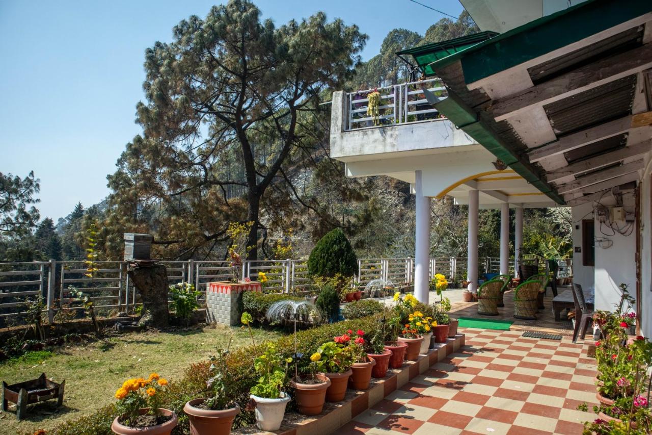 Nature's Vibe Homestay Nainital Near Kainchi Dham - Ferienwohnung