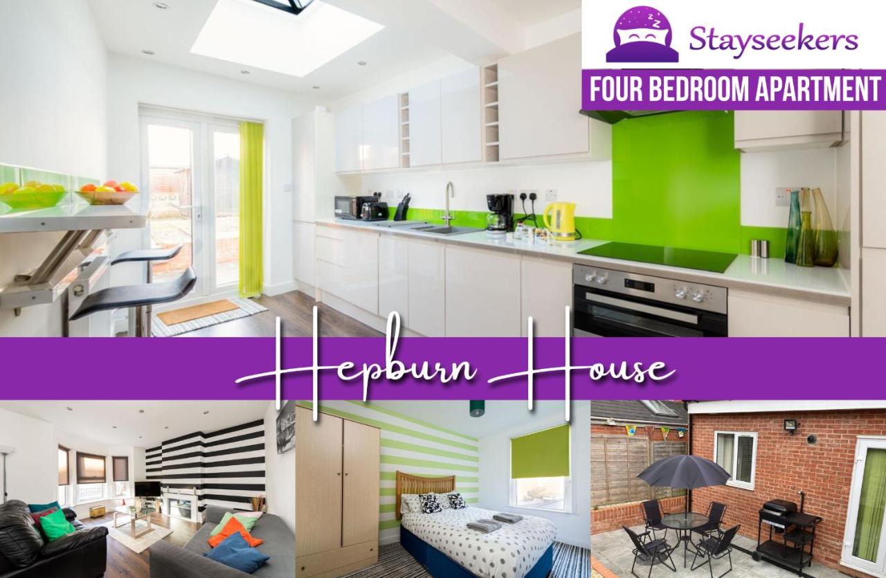 B&B Salisbury - Hepburn House 4 Bedroom Property - Stayseekers - Bed and Breakfast Salisbury