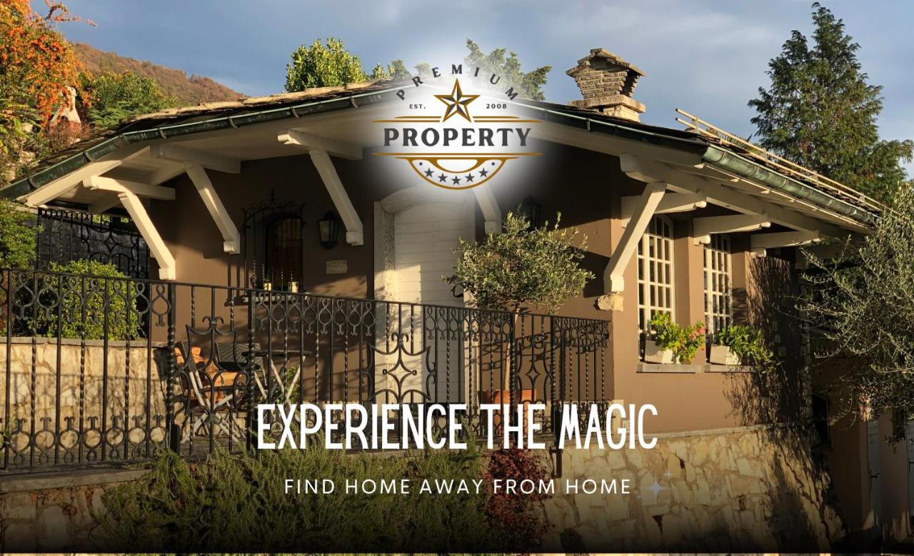 Magic CHALET near COMO lake, private parking, total privacy I Villa dei Leoni - Bed and Breakfast
