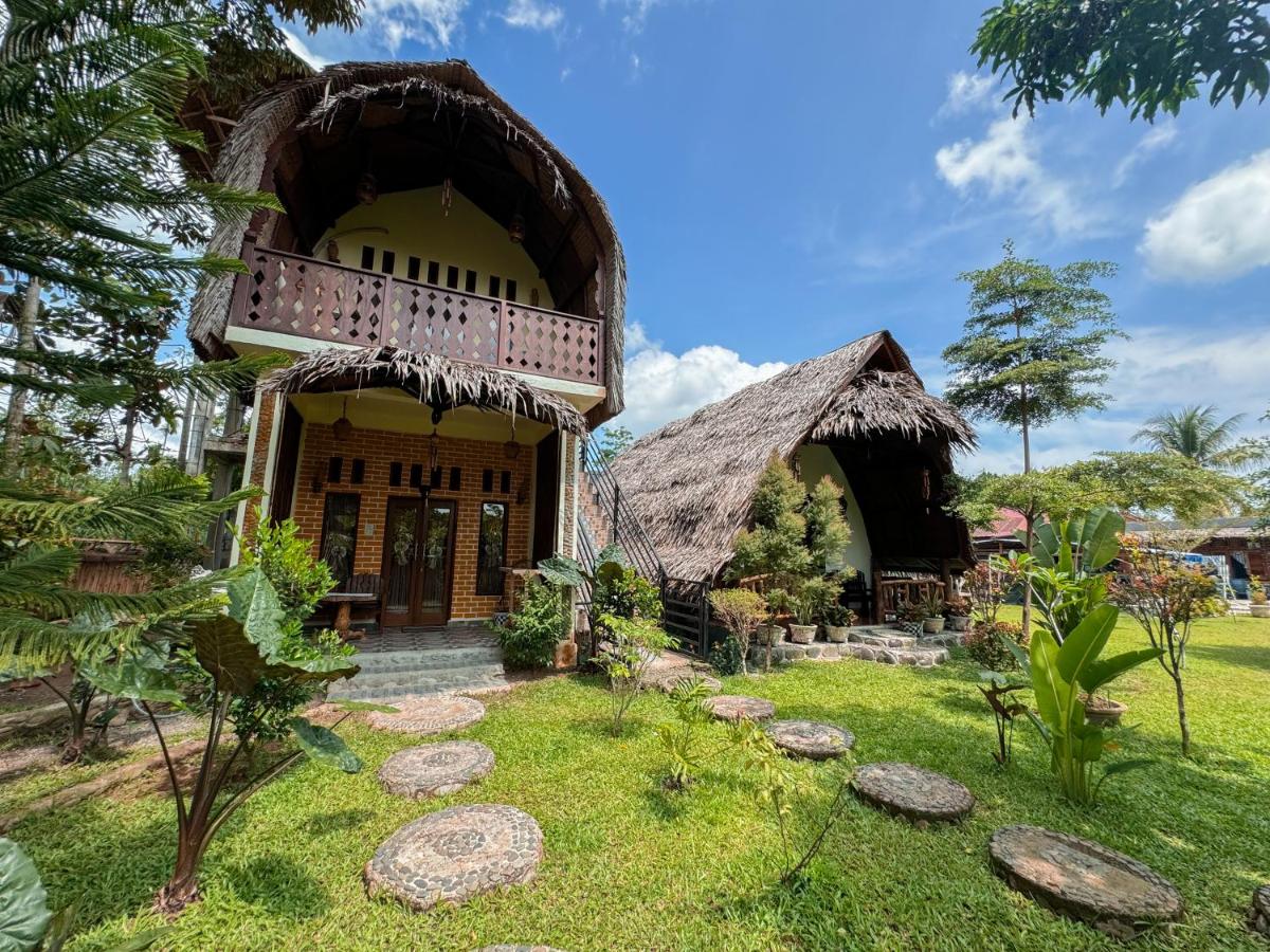 B&B Timbang Lawan - Sumatra Orangutan Treks Villa - Bed and Breakfast Timbang Lawan