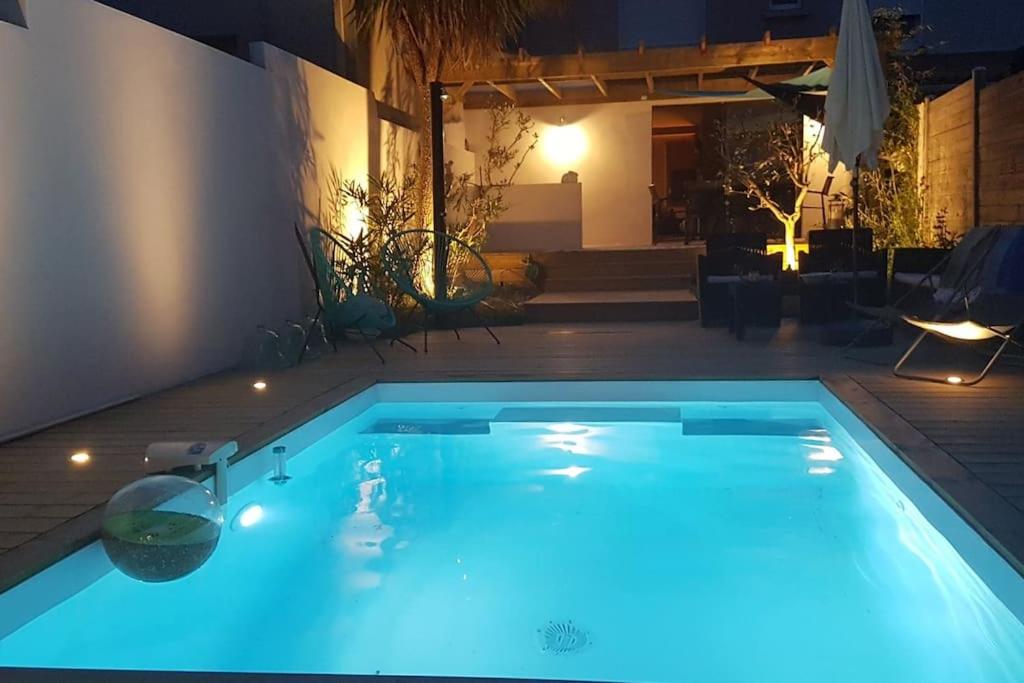 Villa Baliste et sa piscine aux Sables d'Olonne - B&B