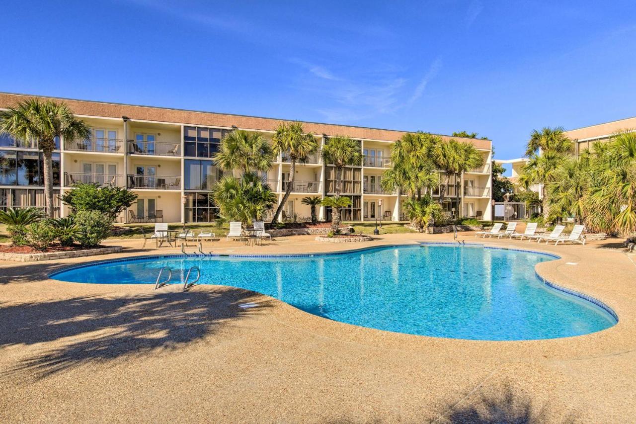Biloxi Condo with Pool Access - Steps to Beach! - B&B Biloxi