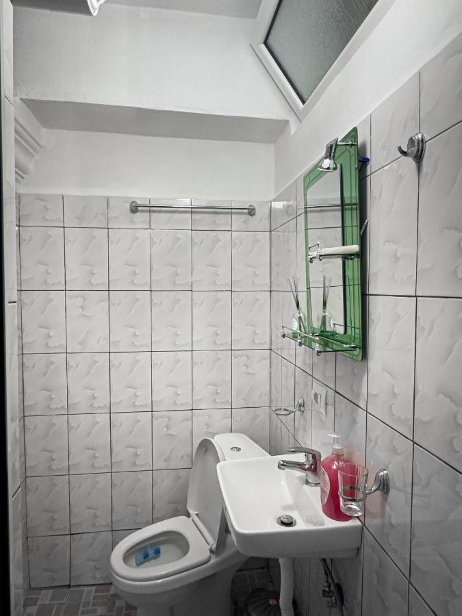 Dreibettzimmer mit Bad