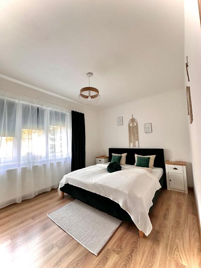 Appartamento con 2 Camere da Letto