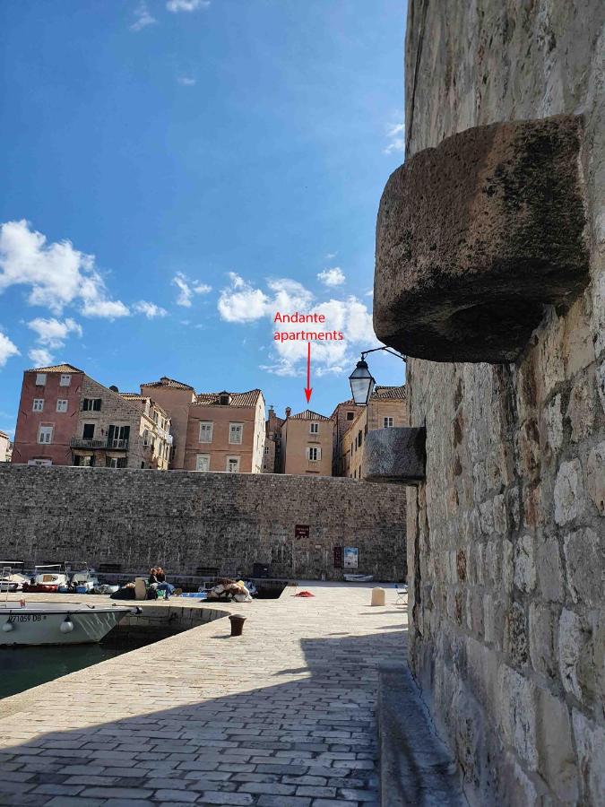 Andante con nobile - B&B