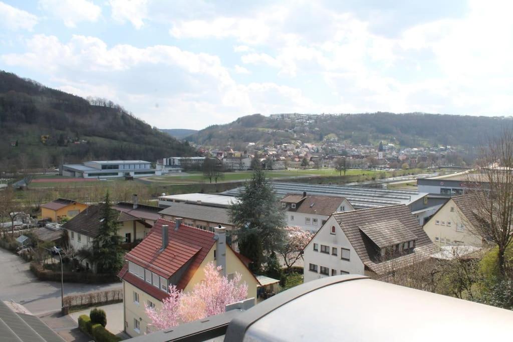 Moderne Wohnung mit Ausblick - Ferienwohnung Niedernhall