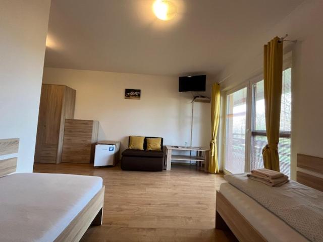 Doppelzimmer mit Balkon