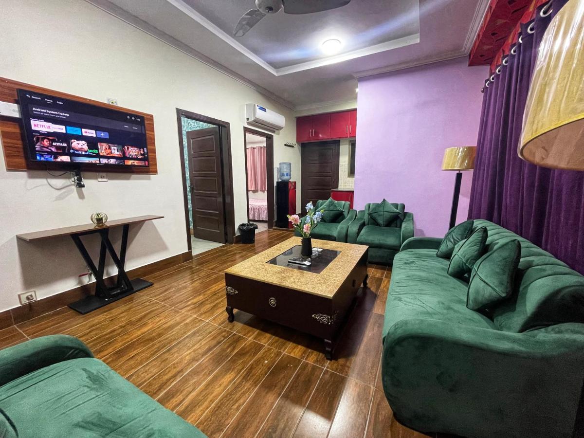 B&B Islamabad - Danny Luxe Apartments - Bed and Breakfast Islamabad