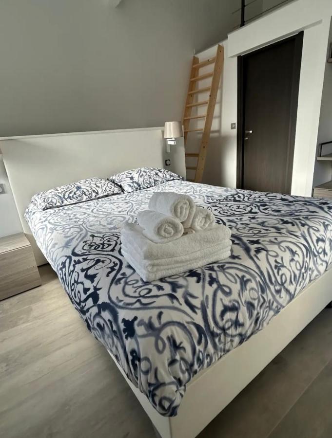 Jardin secret en plein cœur du Cabot - Ferienwohnung