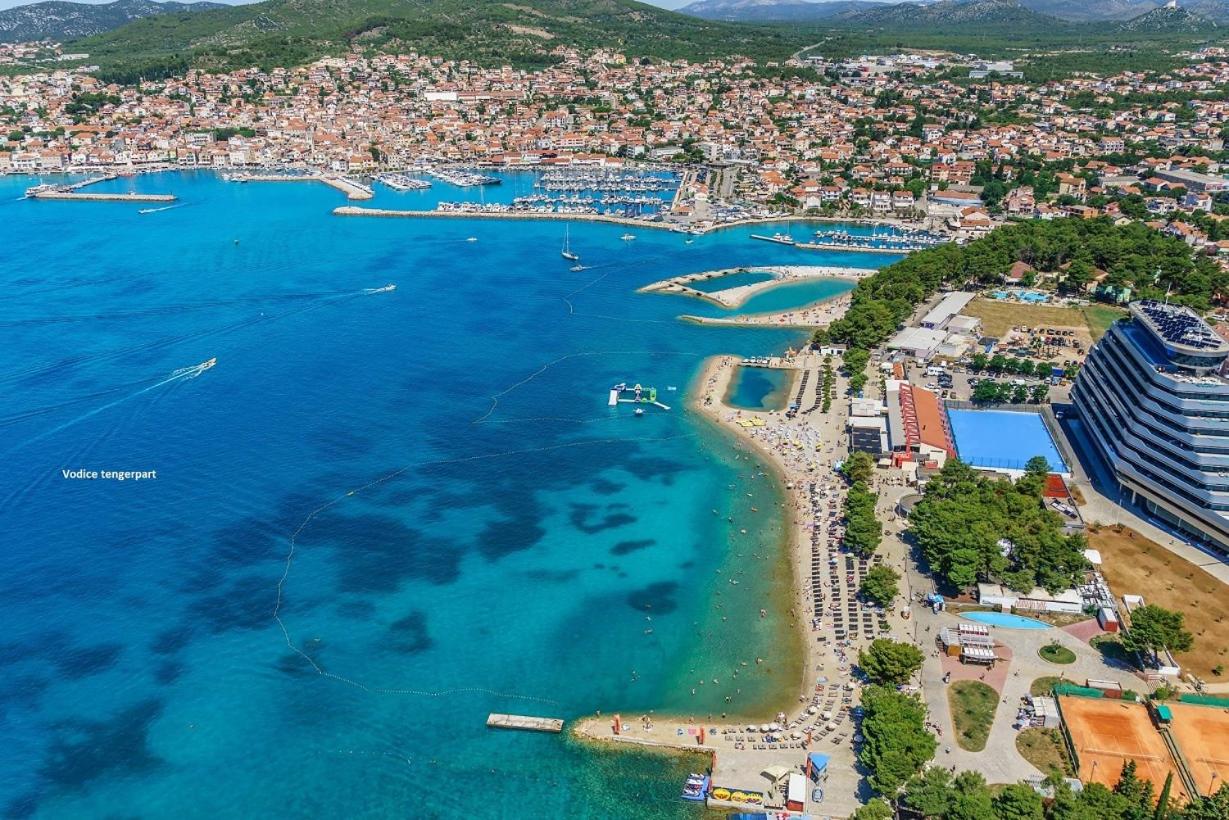 Anikó apartman Vodice - B&B