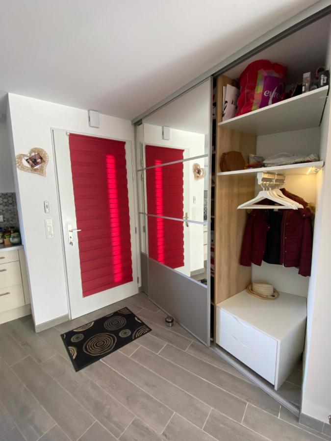 Maison chic avec Jacuzzi & Jardin Paisible - B&B