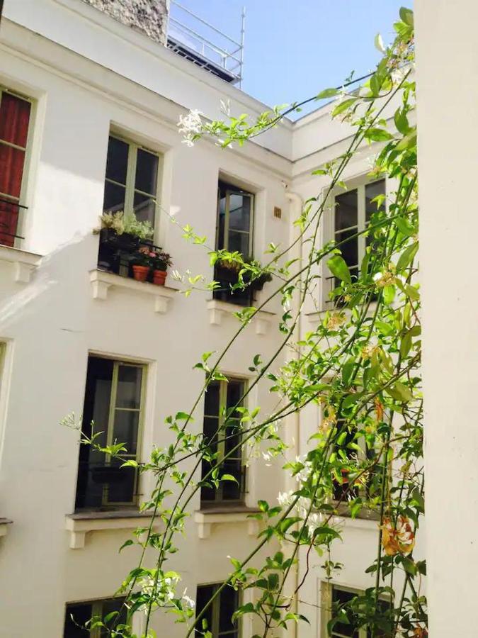 Romantic Apartment near Le Marais - B&B