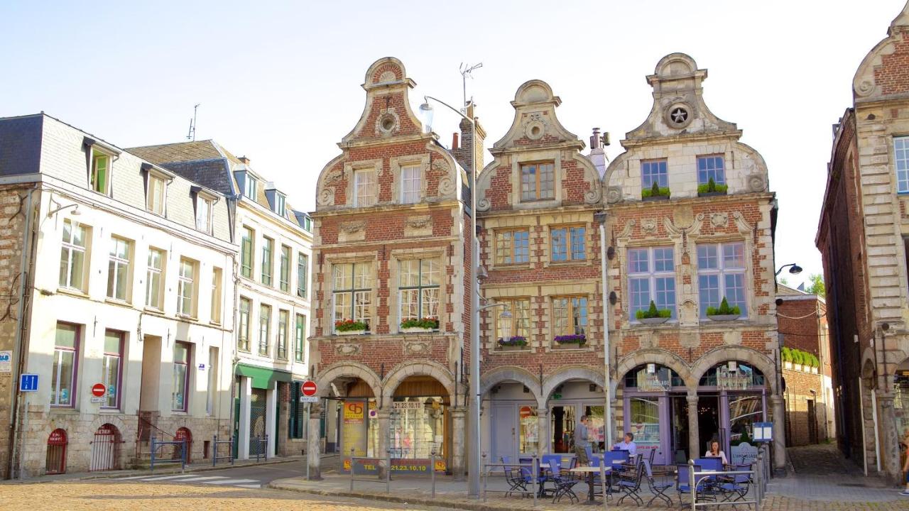 La bulle Arrageoise - Grand place - Spacieux - Lumineux - Lit King Size - Wifi - Parking public - B&B