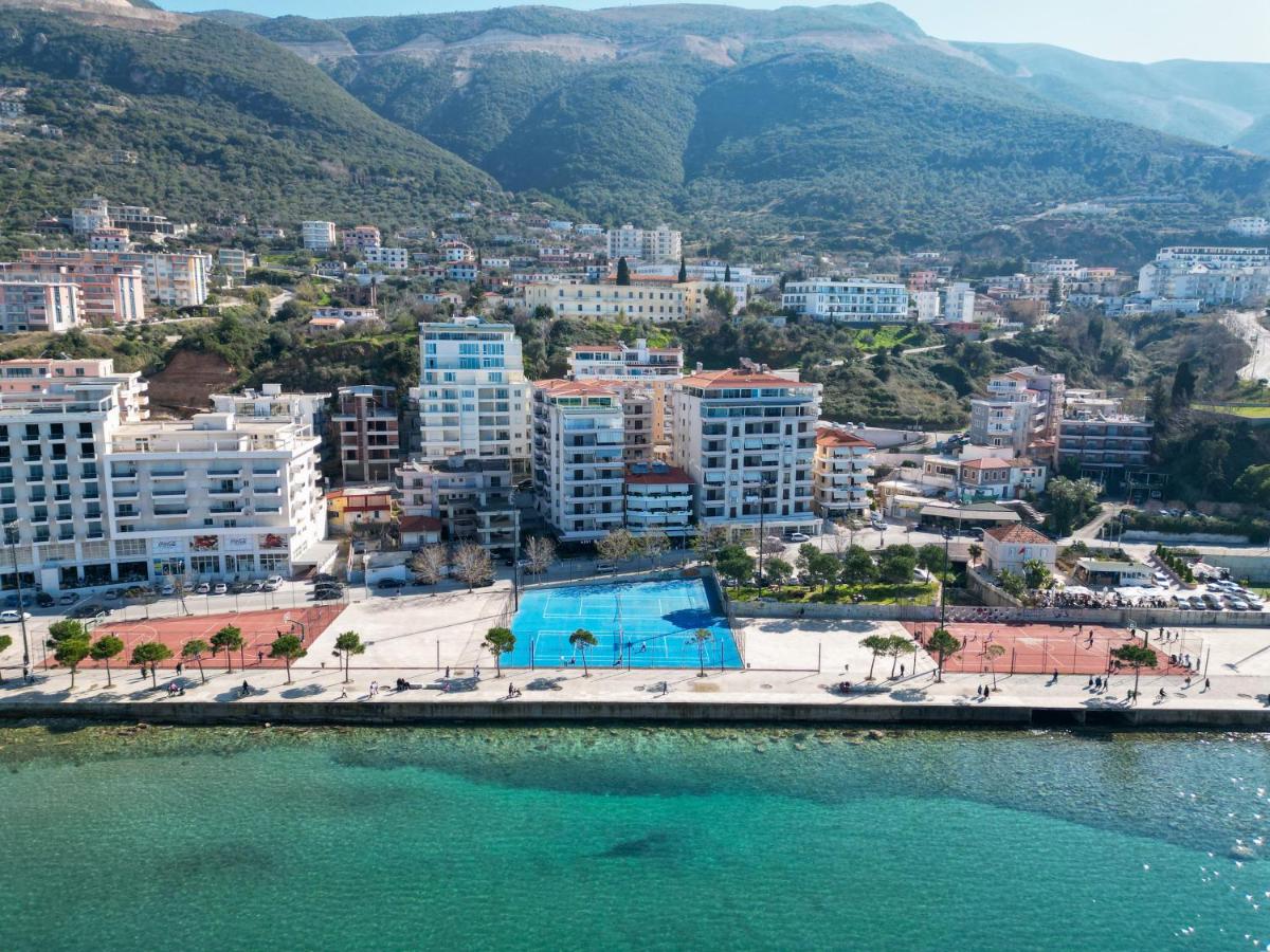 Apartment Lion Fountain 19 - Bed and Breakfast Vlorë