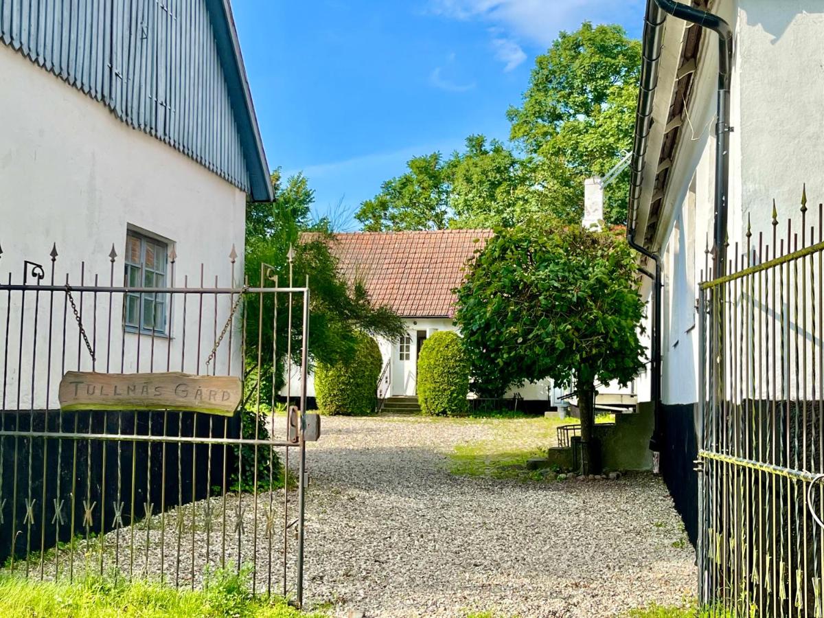 Sydkustens at Tullnäs Vingård - Bed and Breakfast